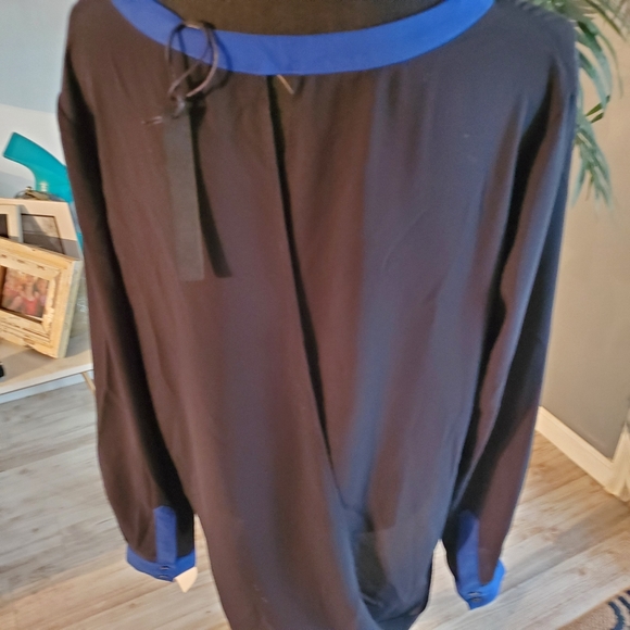 HARVE BERNAD Blouse - Picture 4 of 5